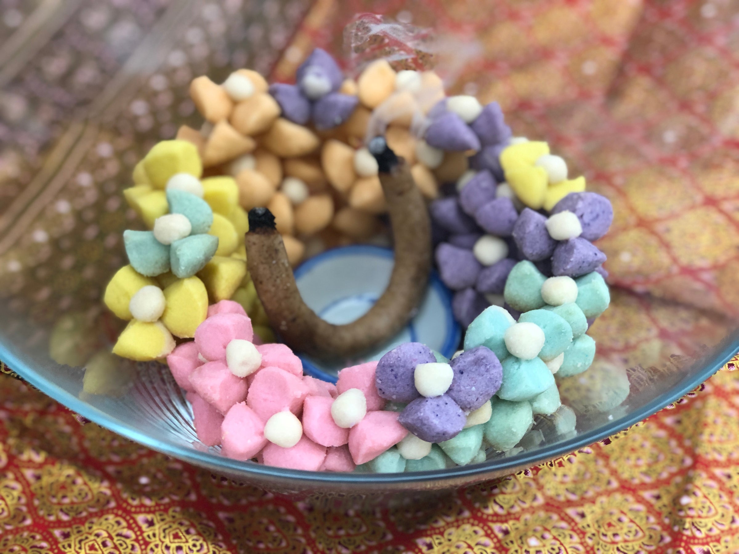 Gleeb GLEEB LUM DUAN - Thai Flower Shaped Cookies | Patchmon's Thai Desserts ...
